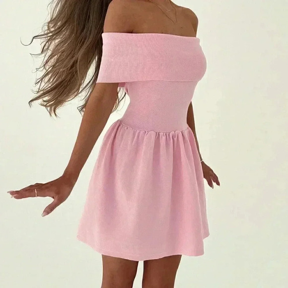 Pink Elegant Women's Off-Shoulder Mini Dress In Romantic Color - Picture 5 of 6